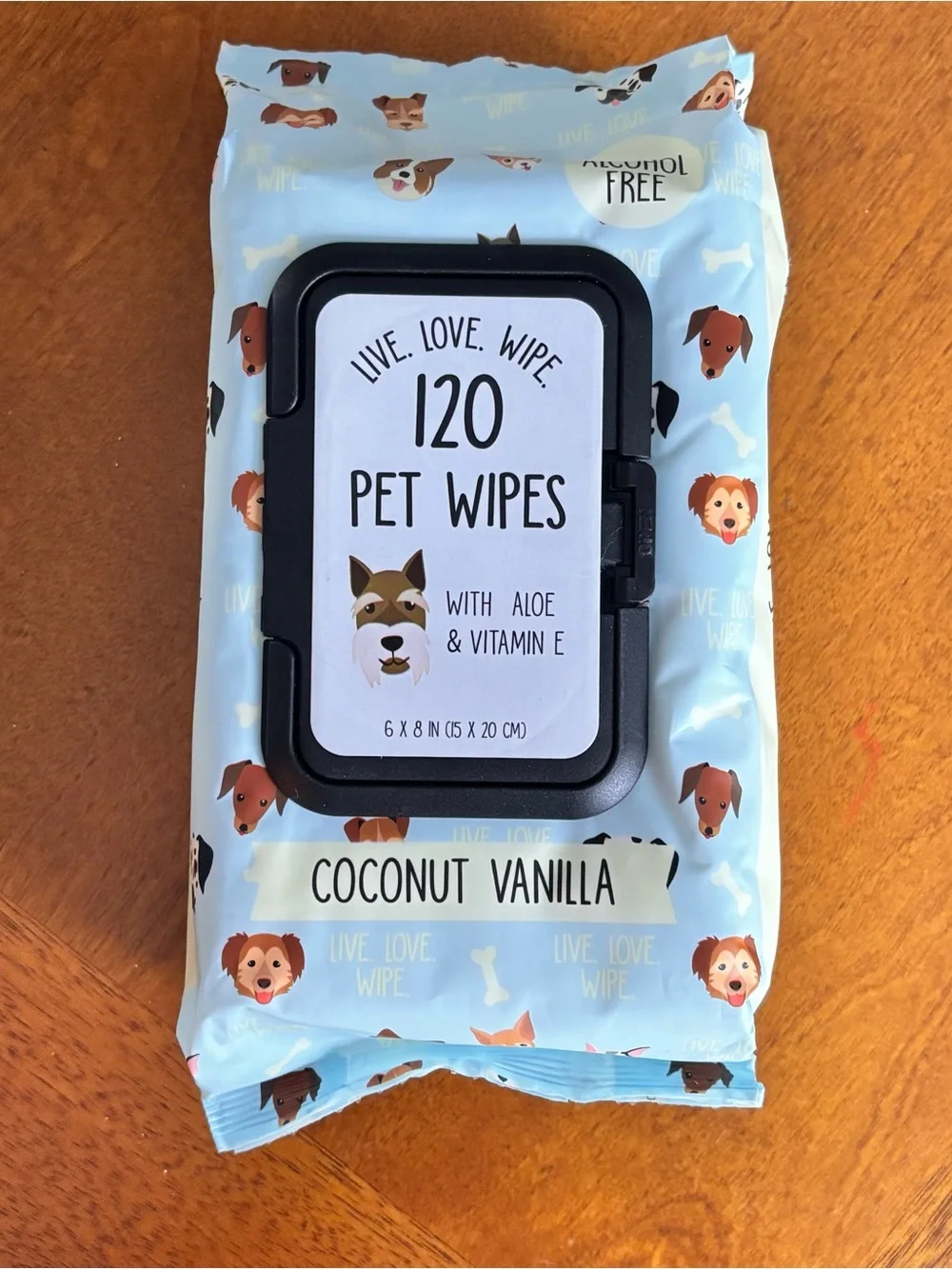 Pet Wipes with Aloe and Vitamin E Dog and Cat Skin Care 120 Count LIVE LOVE WIPE